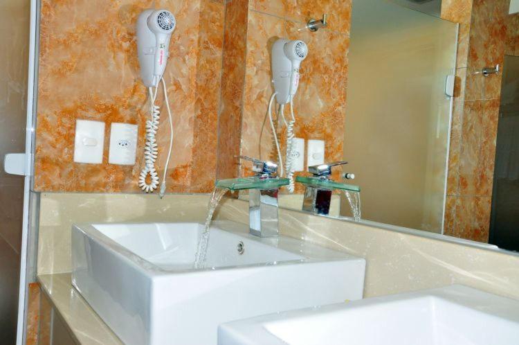 Thermas Diroma C Entrada Acqua Park Bloco C *